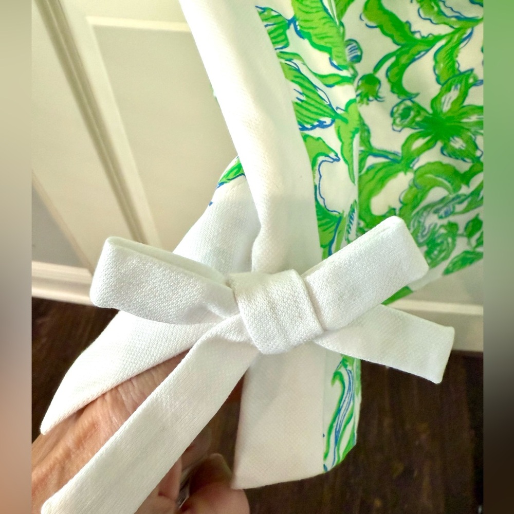 NWT Lilly Pulitzer Beckler shift dress in Resort White Daffodil Hill, size 2. - Picture 4 of 5